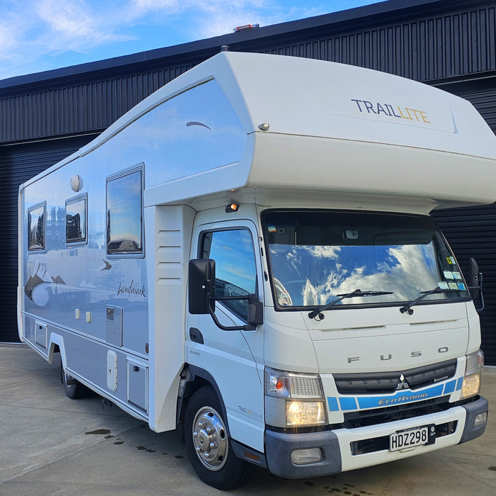 2013 TrailLite Landmark 900 Motorhome (Mitsubishi Fuso Canter) — Sleeps 5, Self-Contained