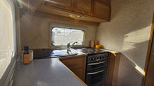 2003 Lunar Stellar 400 touring caravan