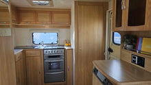 2003 Lunar Stellar 400 touring caravan